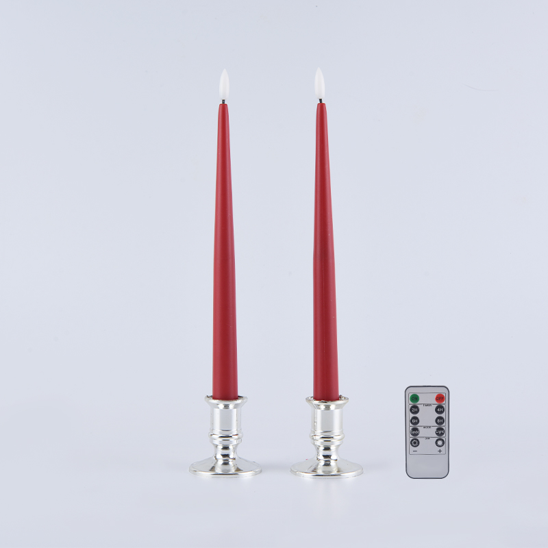Set med 2 flamlösa koniska ljus med fjärrkontroll