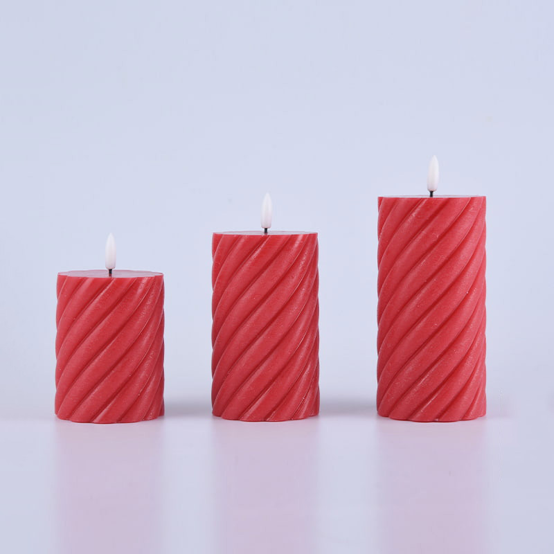3-pack röd spiral flamlösa pelarljus 3-pack röd spiral flamlösa pelarljus